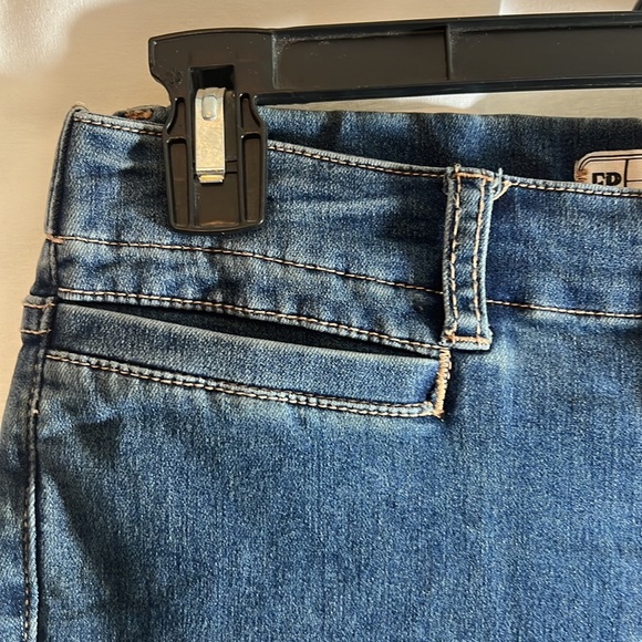 Free people young womens jeans. - Picture 2 of 10